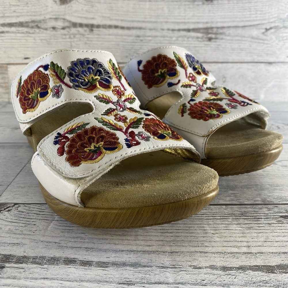 Alegria Shoes Womens 39 White Leather Embroidered Floral Comfort 9 LIN-600N